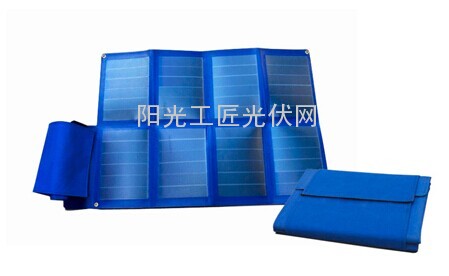 柔性非晶硅太阳能组件展开和折叠后的形态