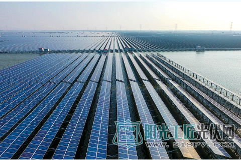 湖南迎宾廊道生态光伏发电项目正式并网发电 发电效益约1.86亿元